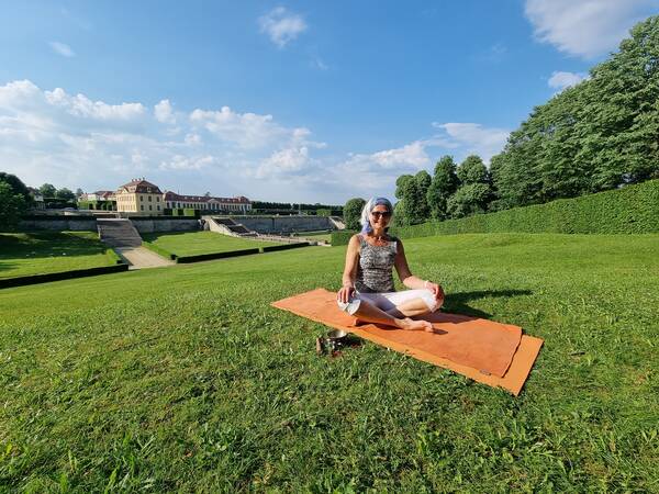 Yoga & Vitalfrühstück im QUARTIER 5 am 19.09.2026